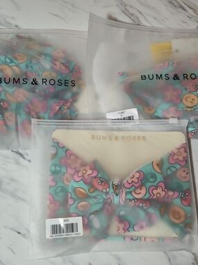 Bums & Roses Floral Bundle